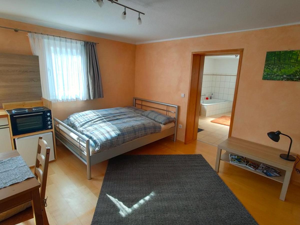 Zentrale & Ruhige Ferienwohnung Mössingen المظهر الخارجي الصورة