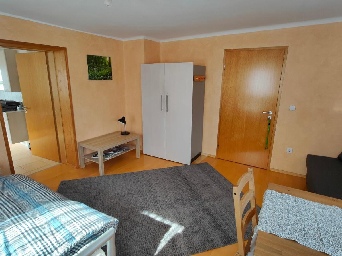 Zentrale & Ruhige Ferienwohnung Mössingen المظهر الخارجي الصورة